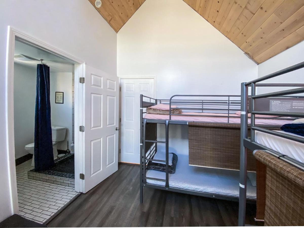 Hostel Rumi (adults Only)