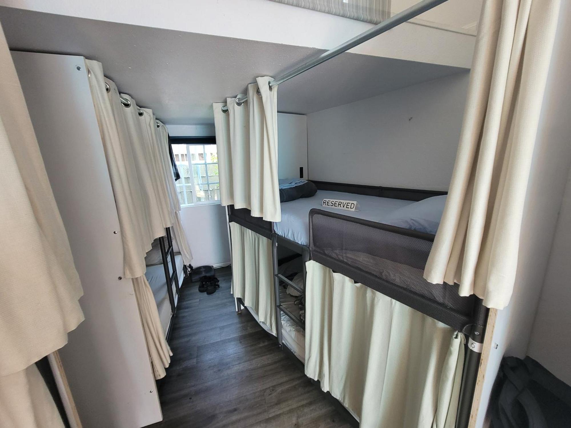 Rumi (adults Only) Albergue Los Angeles